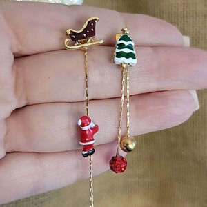 ADORABLE FRONT/BACK SANTA EARRINGS